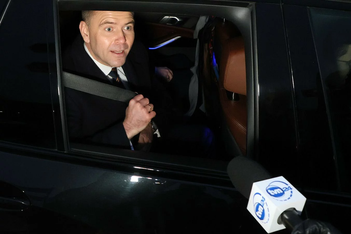 Nawrocki wyraźnie się zirytował. "Pani się wygłupia?"