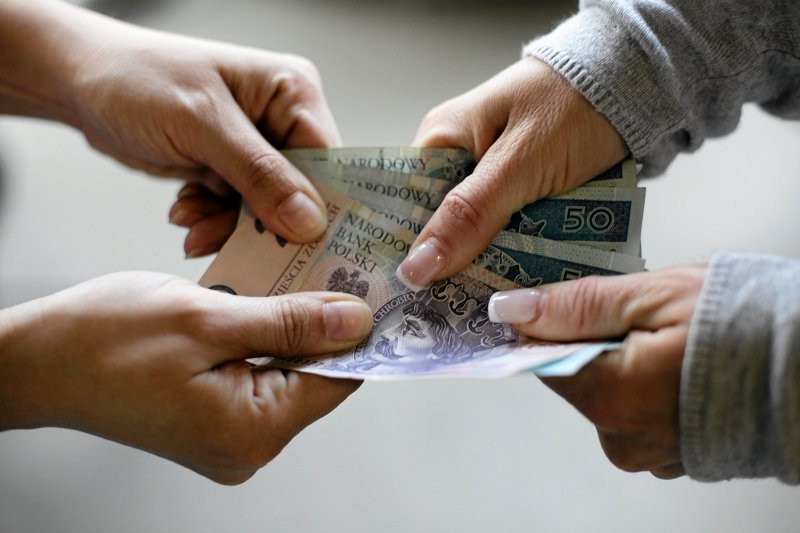 Eksperci są zgodni co do tego, że w Polsce nie potrafimy rozmawiać o pieniądzach.