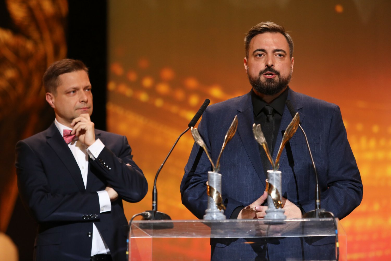 Firma Marka i Tomasza Sekielskich przyniosła straty.