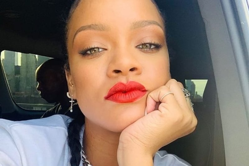 Rihanna udzieliła wywiadu "Vogue'owi".