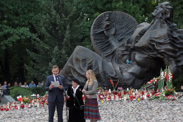 Andrzej Duda pomógł uczestniczce Powstania Warszawskiego.