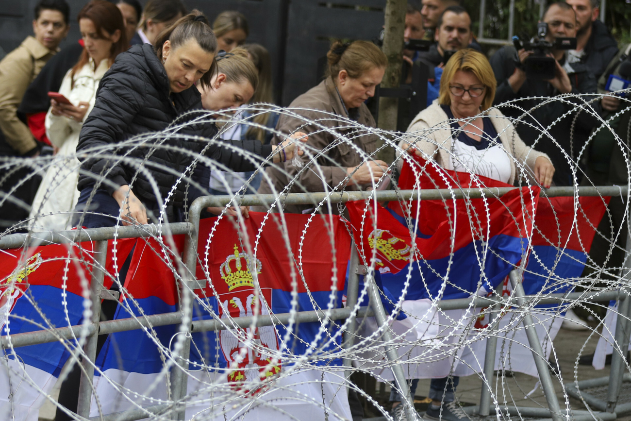 Brytyjski dziennik ostrzega przed interwencją Rosji. "Sytuacja nie jest dobra".