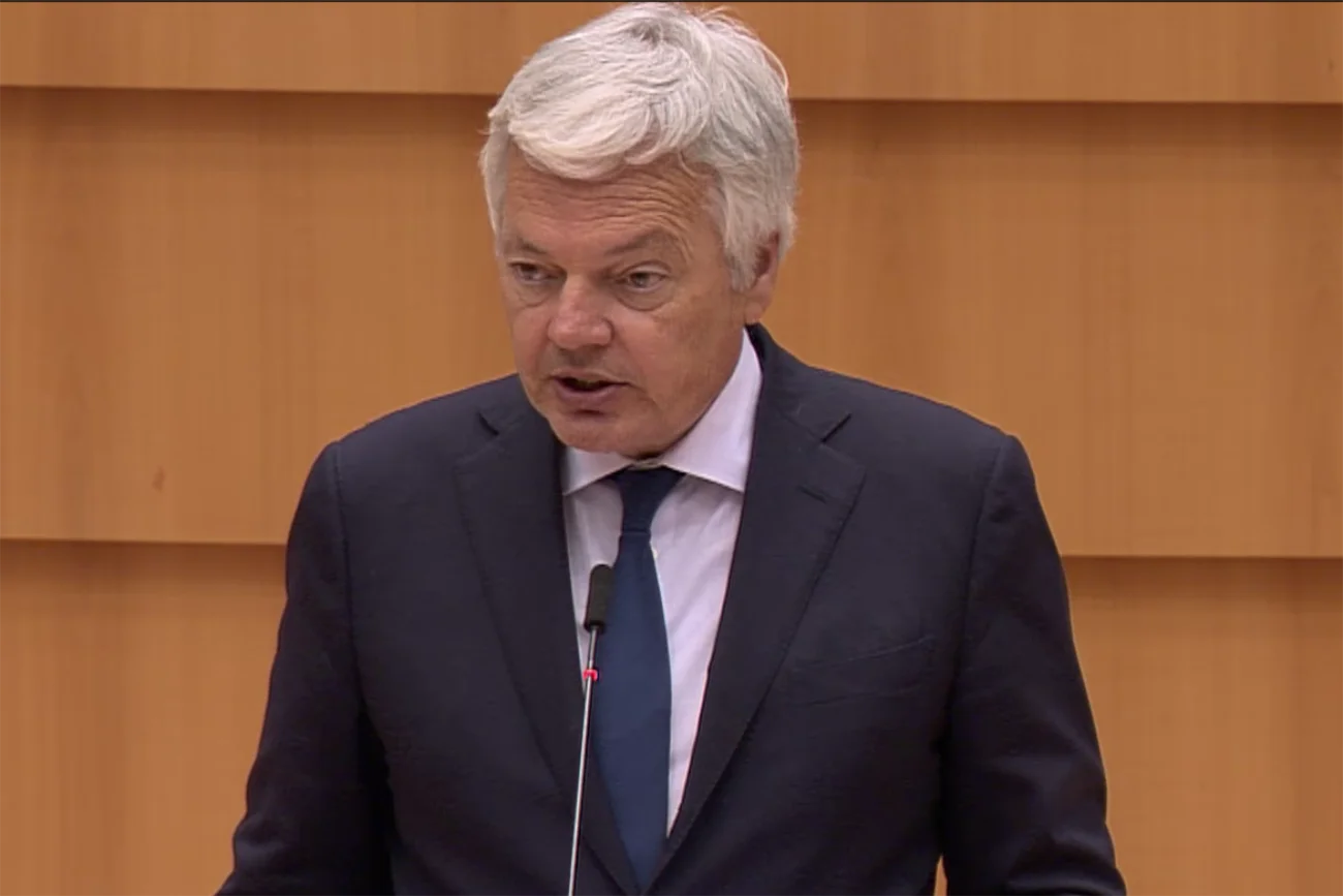 "Lex Tusk" w Parlamencie Europejskim. Trwa pilna debata Unijny komisarz ds. sprawiedliwości Didier Reynders