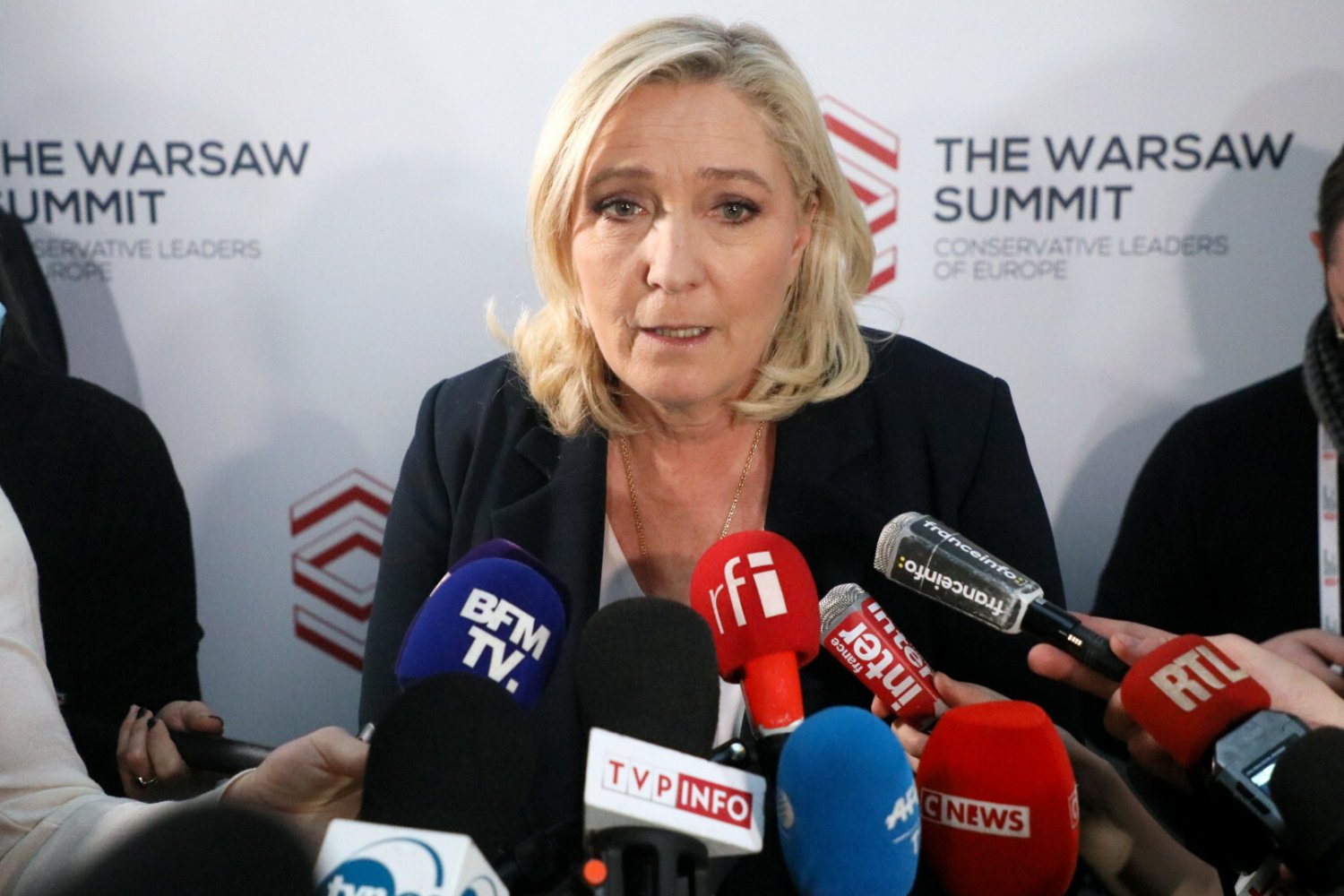 Marine Le Pen, liderka Zjednoczenia Narodowego była w weekend w Warszawie. W wywiadzie dla "Rz" zadeklarowała, że Ukraina należy do Rosyjskiej strefy wpływów.