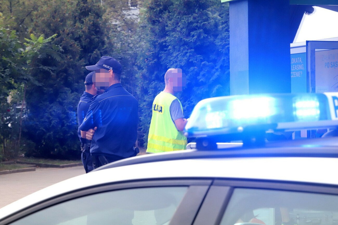 We wtorek policjanci z Wrocławia otrzymali zgłoszenie o agresywnym 30-latku.