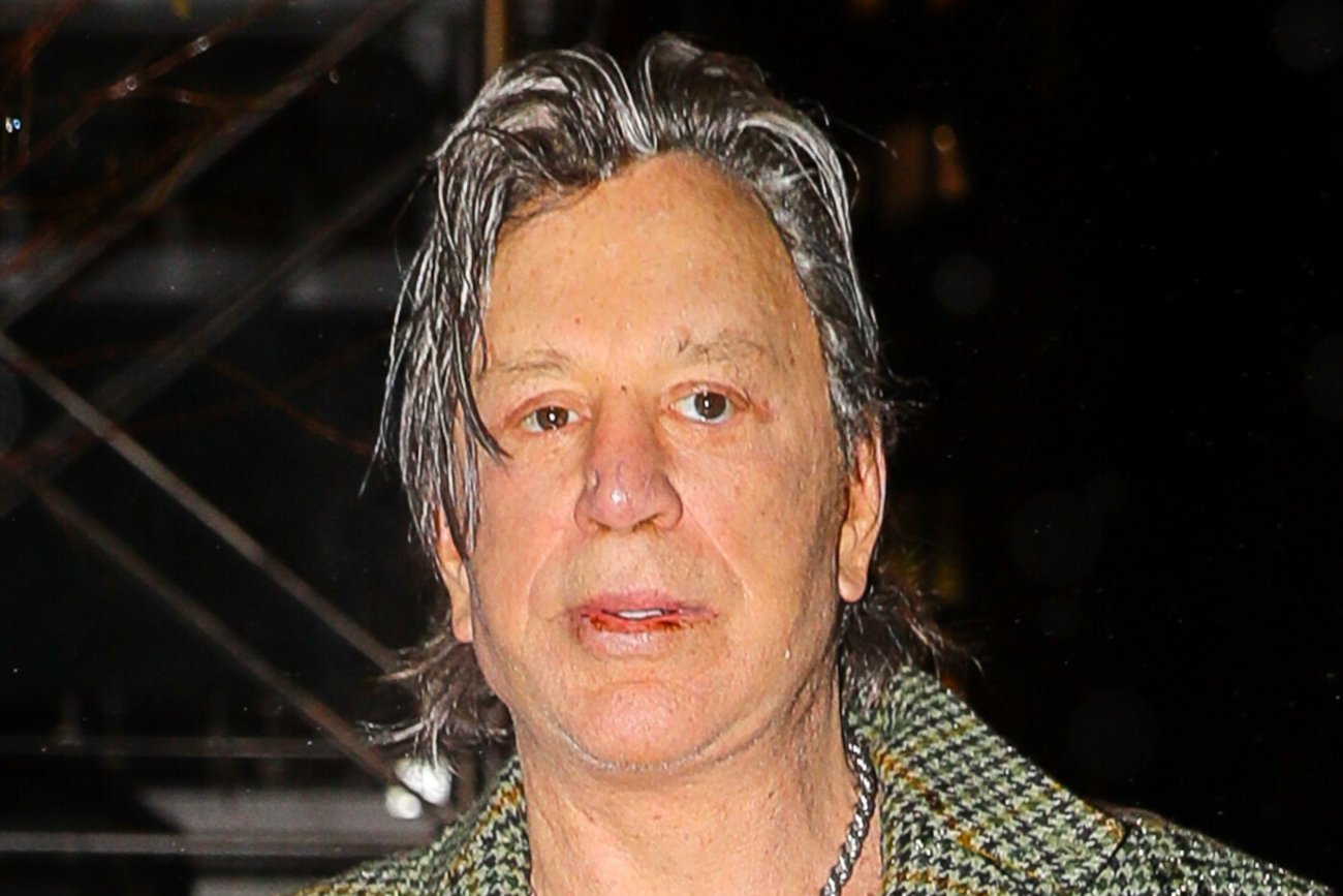Mickey Rourke apeluje o pomoc dla Ukrainy.