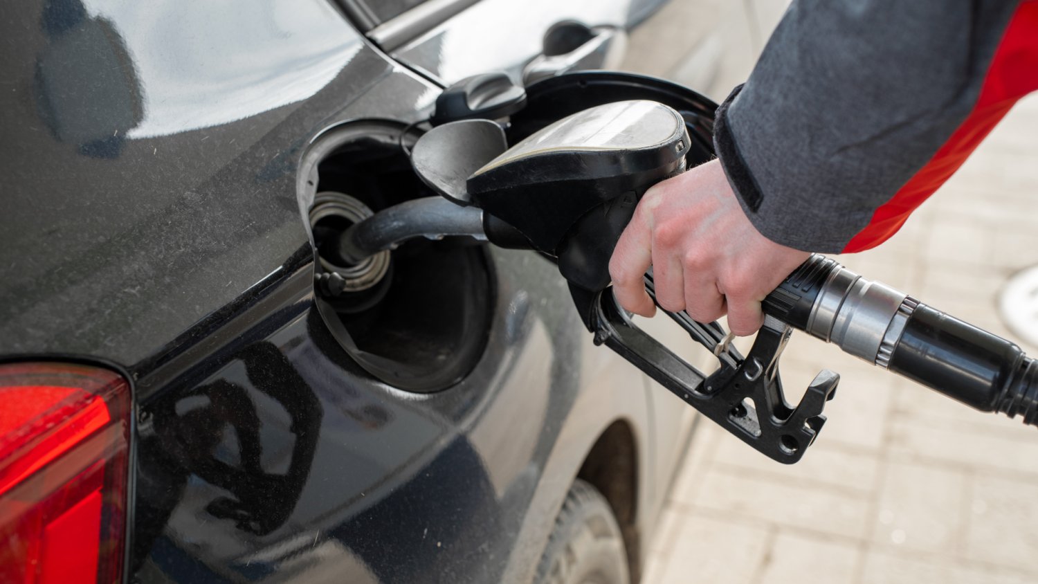 Ceny paliw na wtorek 28 kwietnia. Kierowcy diesli najmocniej dostaną po kieszeni
