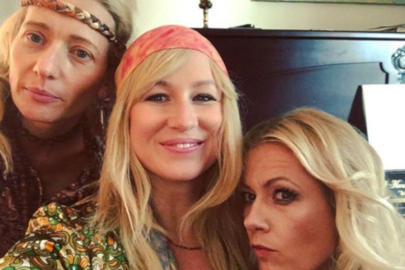 Karolina Piechota gra Marylę Rodowicz w serialu "Osiecka".