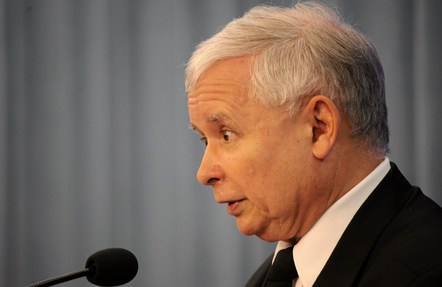 A jednak nie będzie jeździć za więcej! Zapewnia o tym sam prezes Kaczyński.