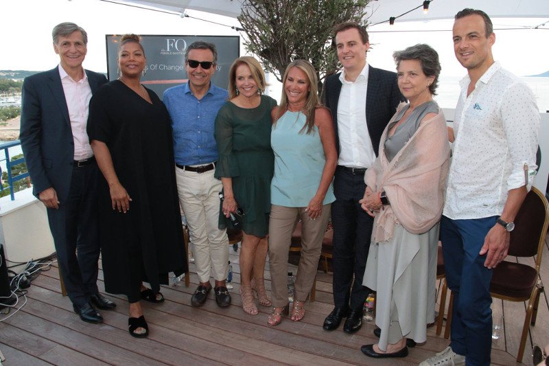 Globalny CMO P&G Marc Pritchard wraz uczestnikami Festiwalu Kreatywności w Cannes.