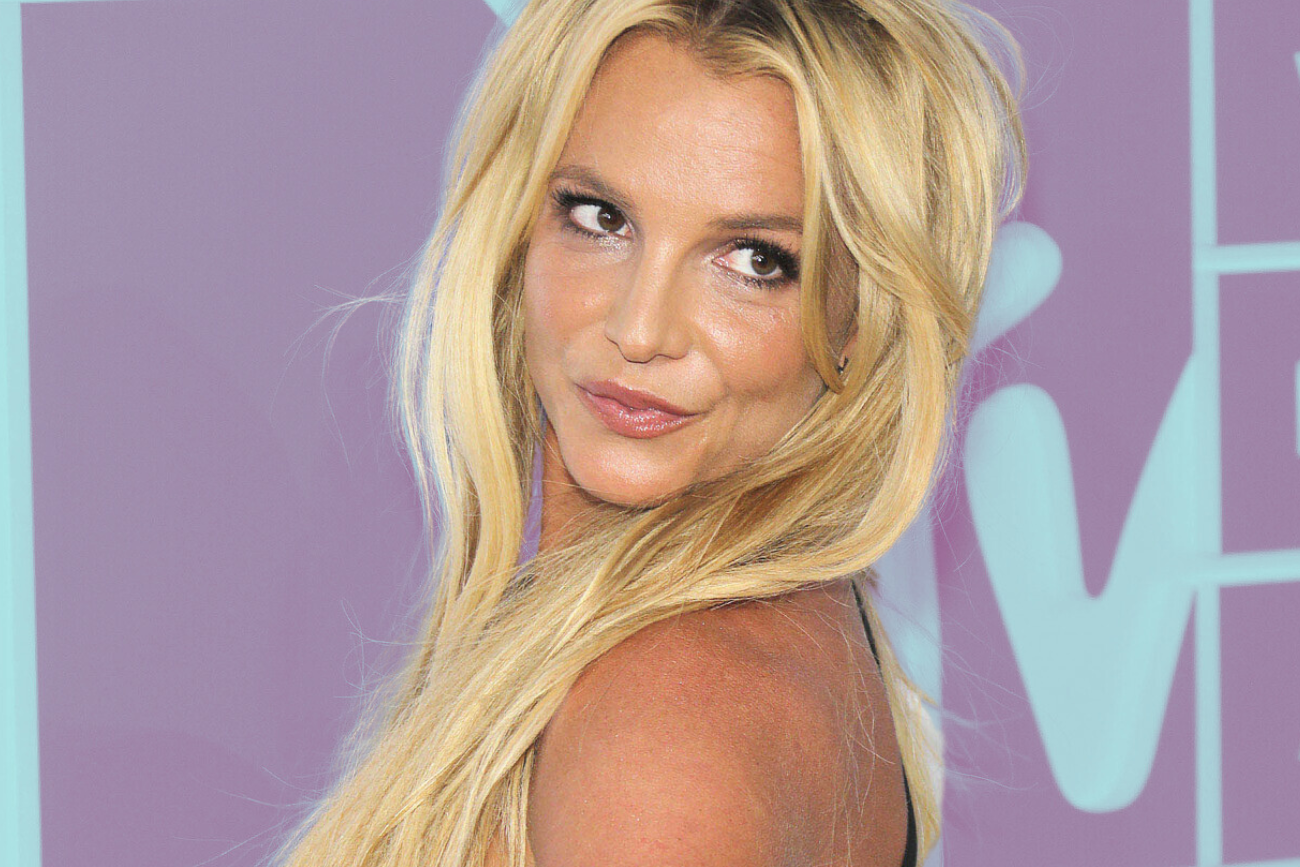 Britney Spears film, biografia Britney Spears, "Kobieta, którą jestem"