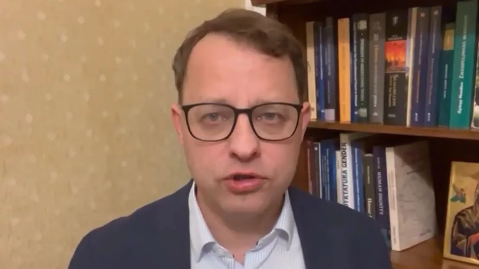 Gdzie jest Marcin Romanowski? Kluczowym tropem tajemnicza uczelnia IWP
