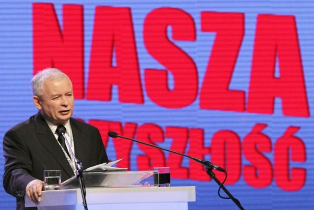PiS znów wygrywa w sondażu. Przyszłość należy do partii Jarosława Kaczyńskiego?