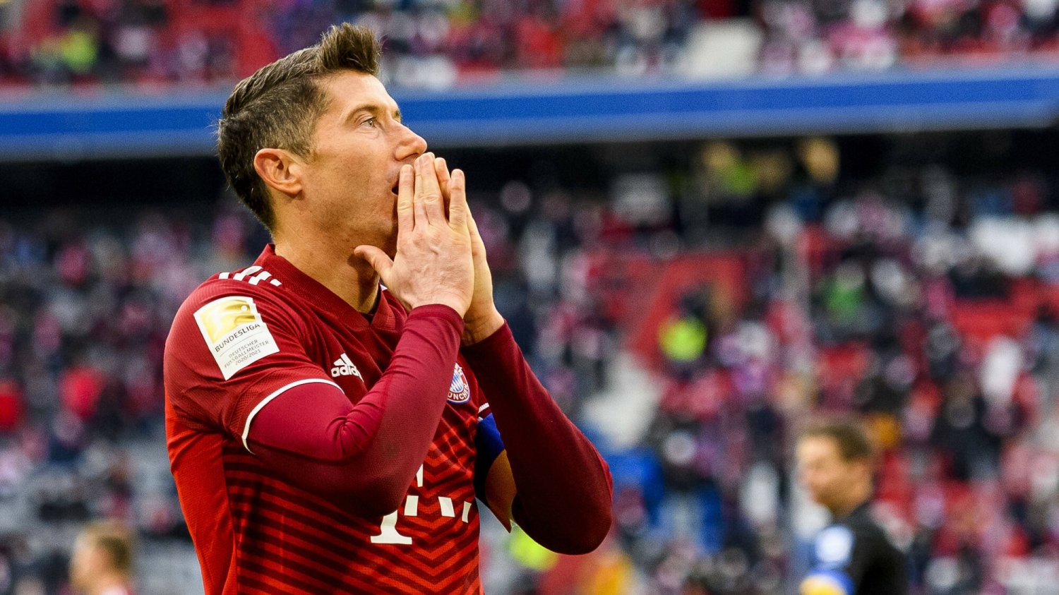 Bayern Monachium chciał zburzyć legendę "Lewego". Wkrótce mogą pożałować