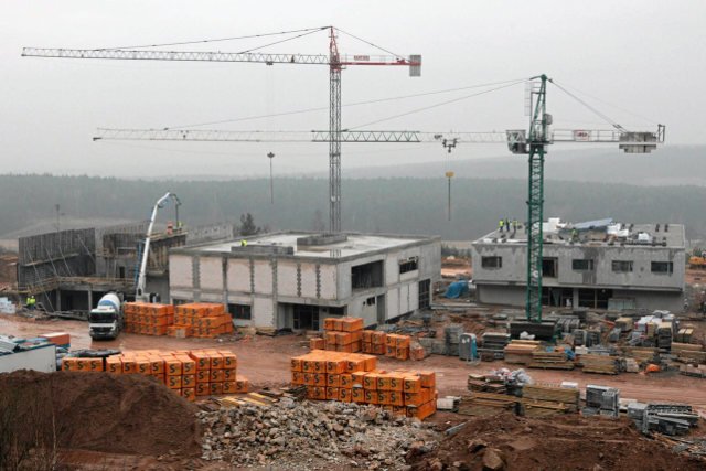 Ze wstępnych wyliczeń GUS wynika, że polski PKB wzrósł w 2014 roku o 3,3 procent