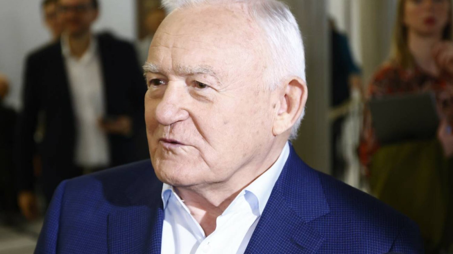 Leszek Miller o ułaskawieniu Dudy. "Gra w dupaka"