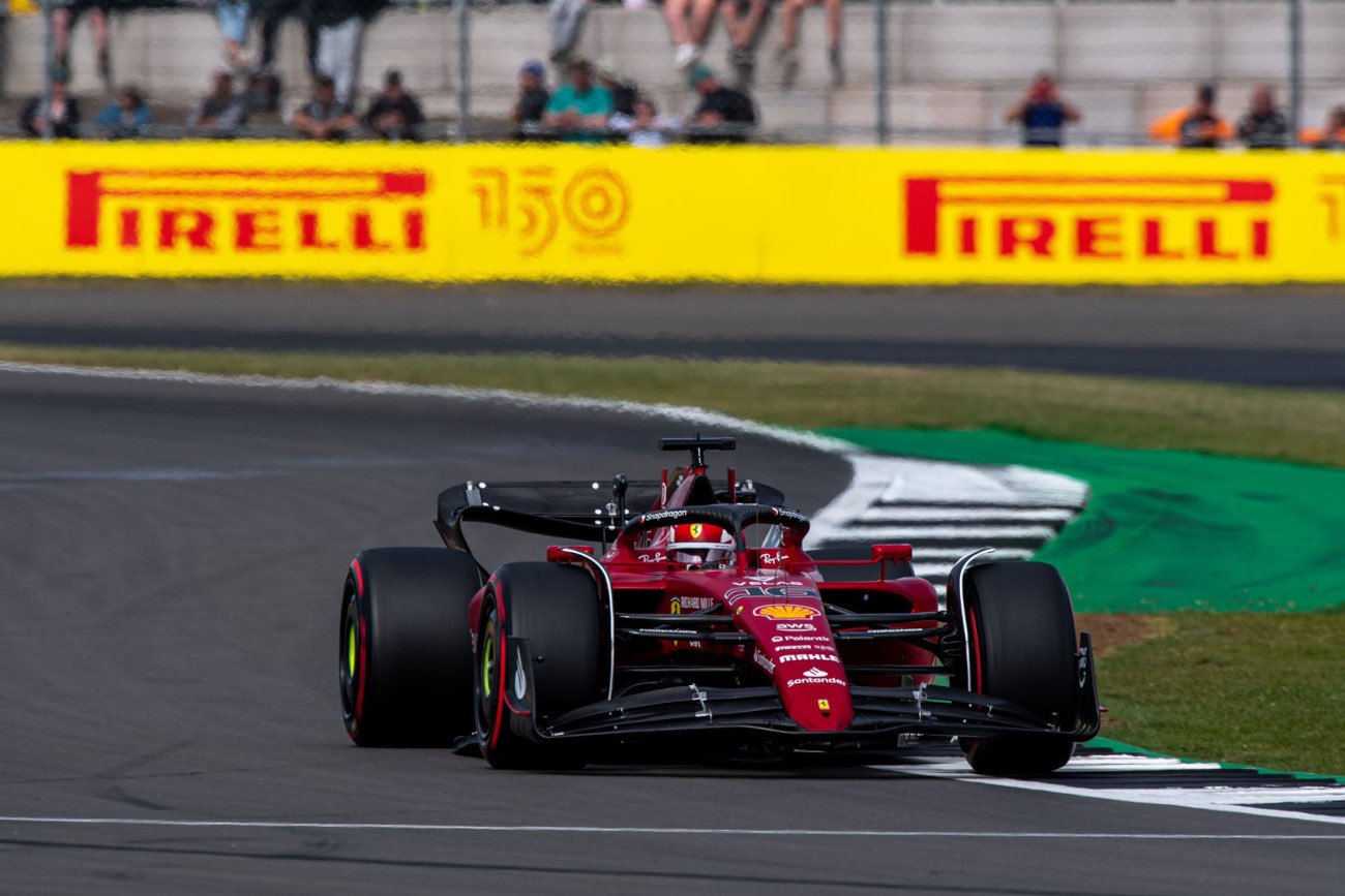 Carlos Sainz okazał się najszybszy podczas sobotnich kwalifikacji przed Grand Prix Wielkiej Brytanii.