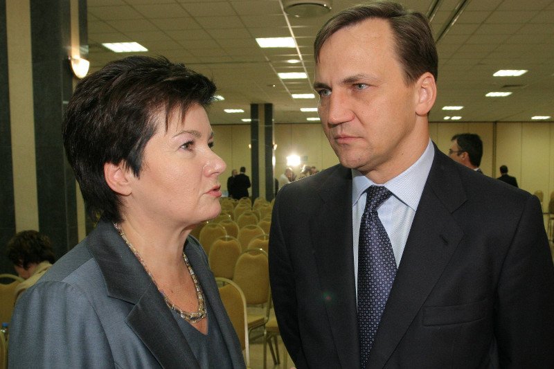Hanna Gronkiewicz-Waltz przeprosiła Radosława Sikorskiego