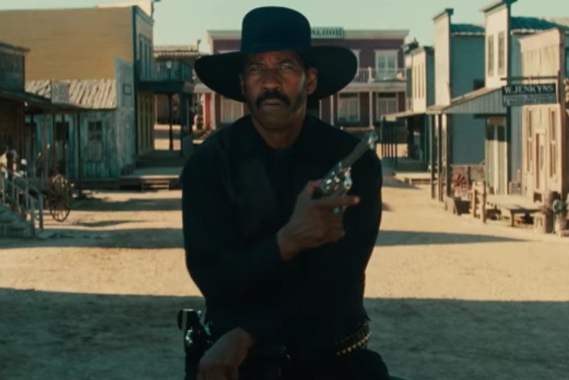 W rolę głównego bohatera wcielił się Denzel Washington.