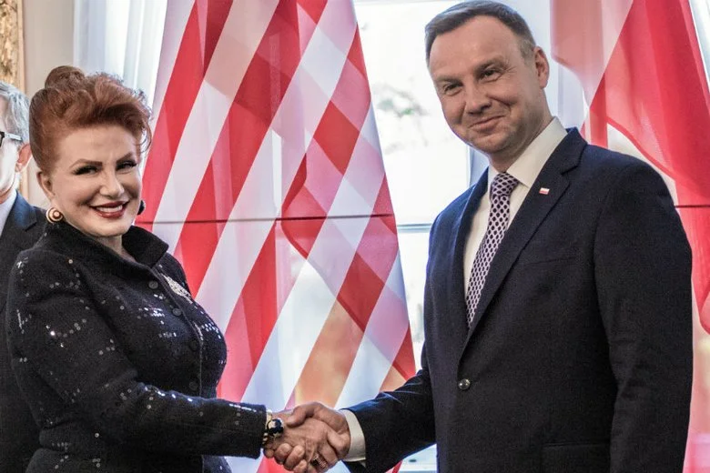 Ambasador USA wysłała list tej samej treści do premiera i prezydenta. Rzecznik Dudy potwierdził jego autentyczność.