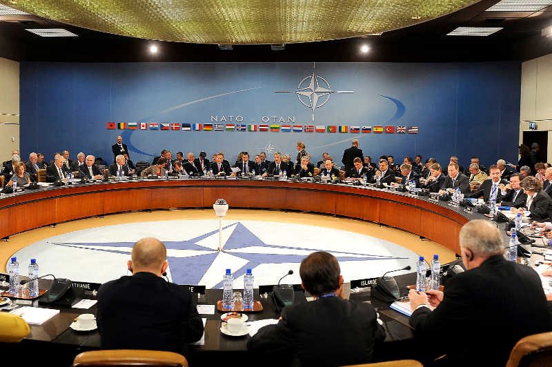 NATO powinno jak najszybciej zareagować na to, co dzieje się na Ukrainie.