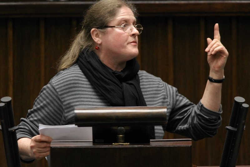 Słowa Krystyny Pawłowicz (PiS) na temat związków partnerskich budzą sporo kontrowersji.