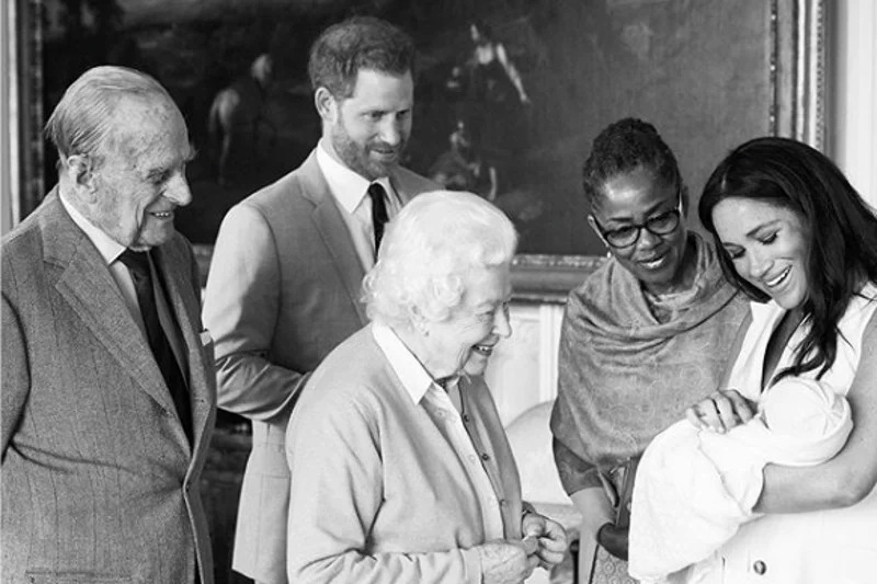 Najmłodszy członek rodziny królewskiej nazywa się Archie Harrison Mountbatten-Windsor.