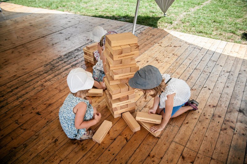 Dzięki jawnemu rejestrowi pedofili, w pobliskim domu kultury rodzice odkryli, że jeden z jego pracowników to przestępca.