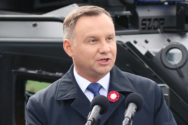 Żołnierz zasnął w czasie przemówienia Andrzeja Dudy.