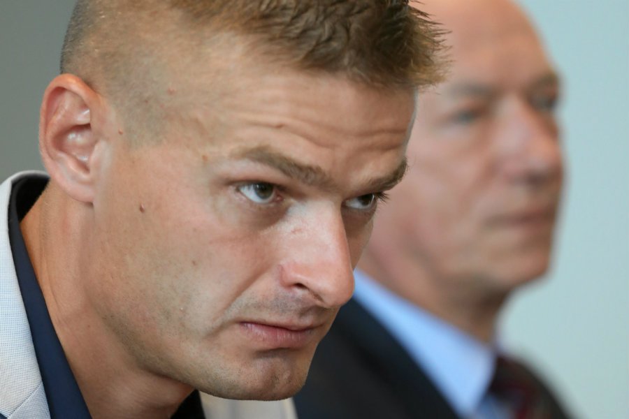 Tomasz Komenda i jego pełnomocnik Zbigniew Ćwiąkalski.