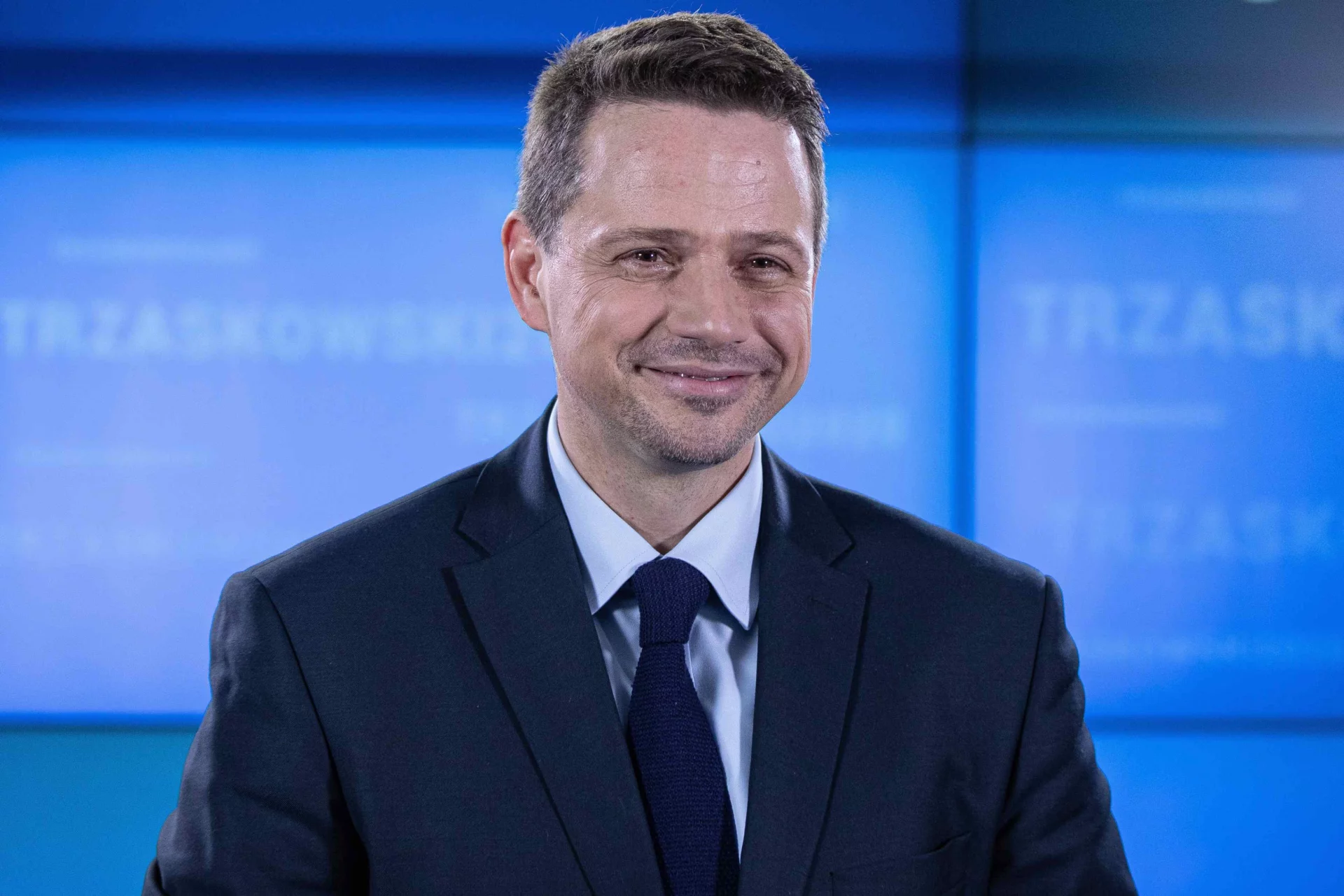 Rafał Trzaskowski może liczyć obecnie na większe poparcie niż Koalicja Obywatelska w ostatnich wyborach parlamentarnych, za to Andrzej Duda na mniejsze niż PiS. Sondaże pokazują jedną zależność: że Rafał Trzaskowski może liczyć na większe poparcie niż miała KO w ostatnich wyborach parlamentarnych.