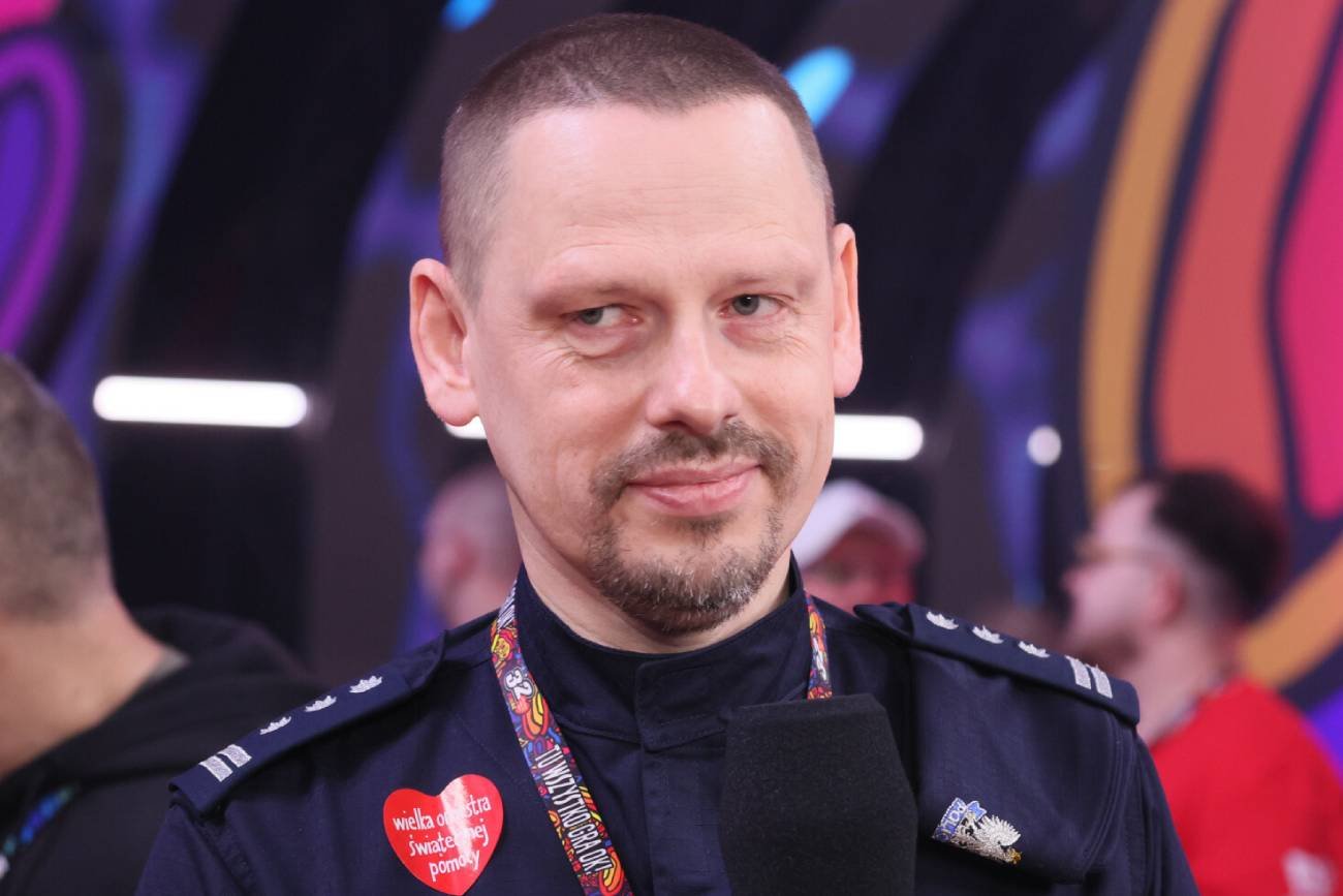 Aukcje WOŚP. Policja przekazała zestaw od komendanta głównego