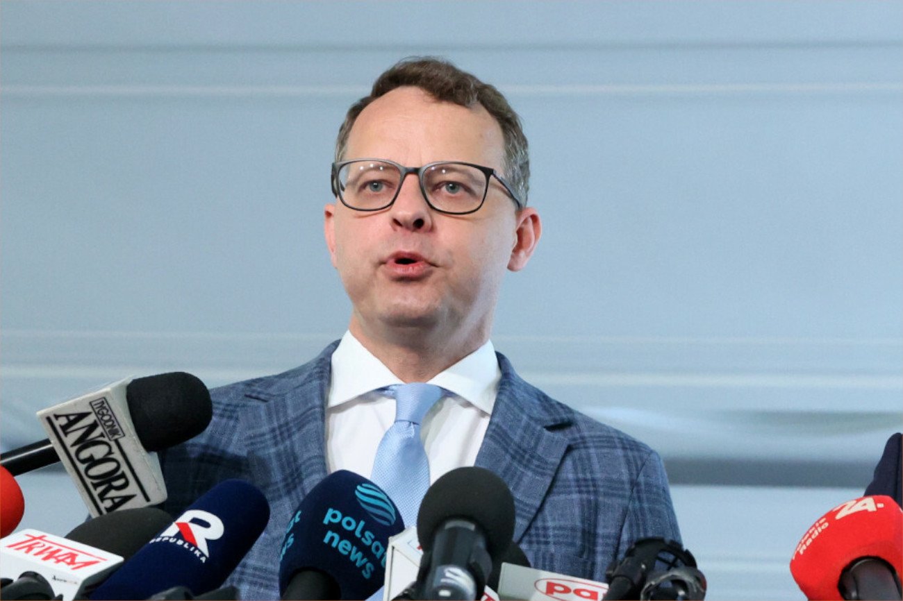 Przyborowski: Romanowski stawia warunki. Bawi się z Polską w ciuciubabkę