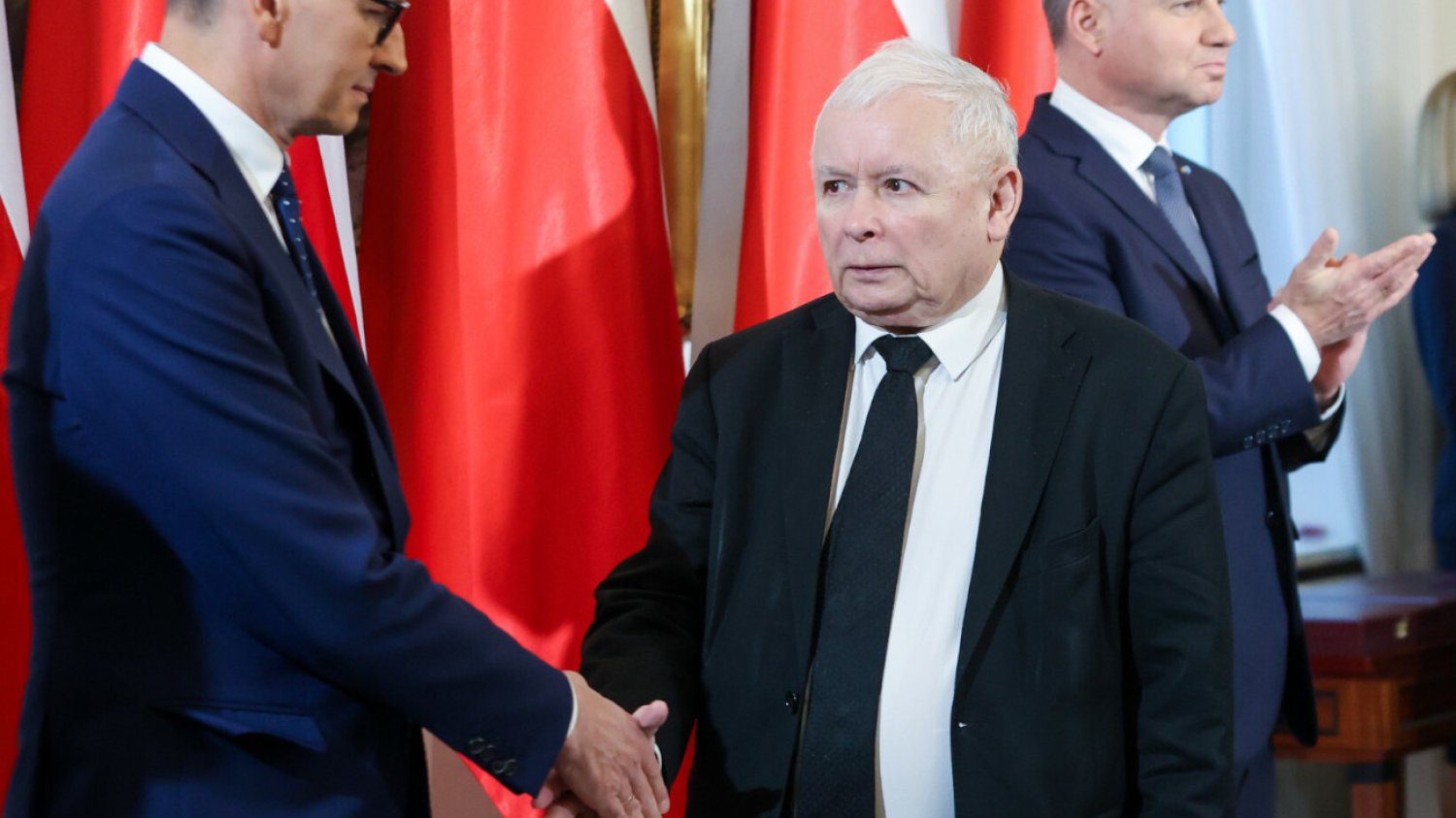 Sondaż Kantar Public: Ponad 60 proc. źle ocenia Morawieckiego, Dudę i rząd PiS Mateusz Morawiecki, Jarosław Kaczyński, Andrzej Duda