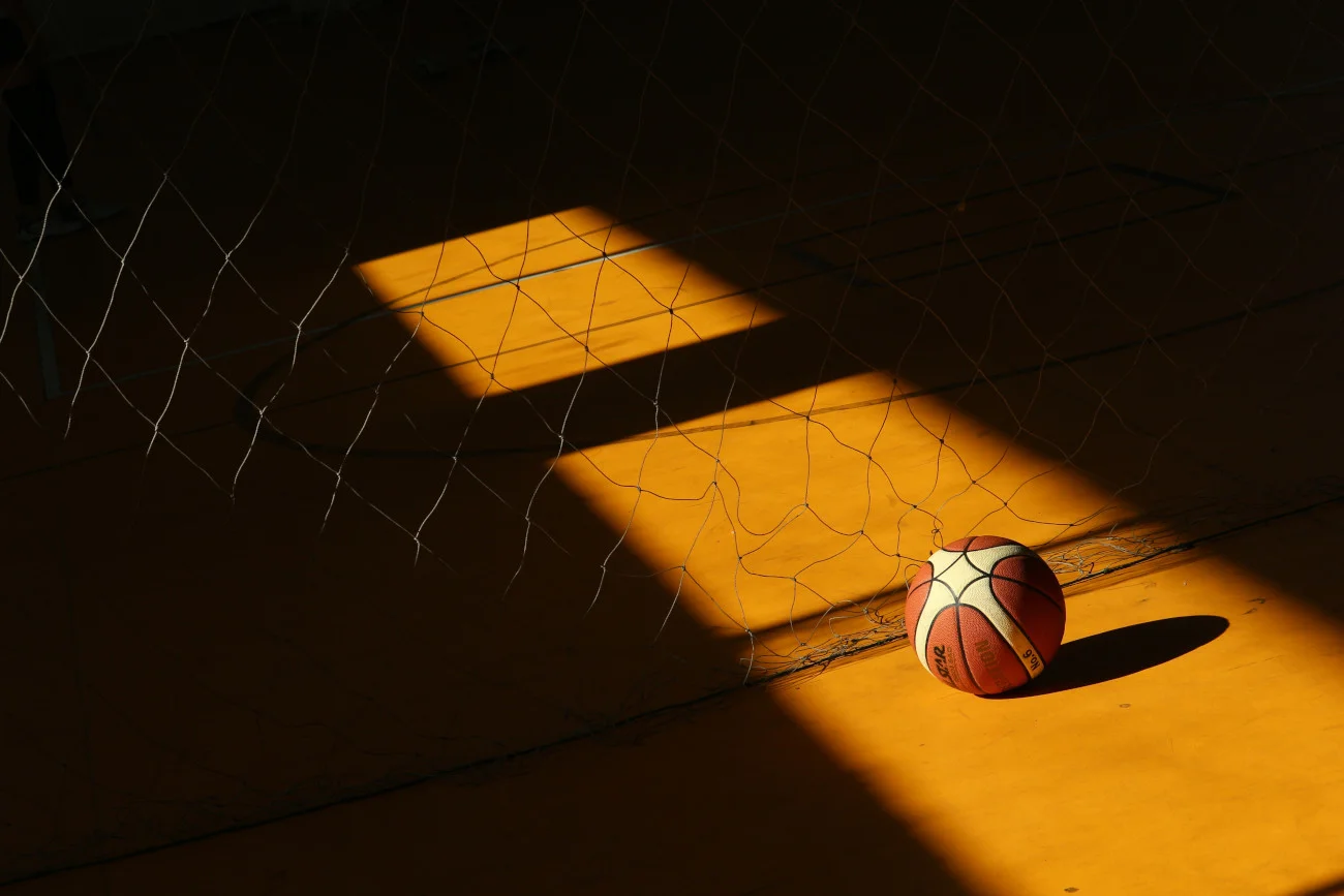 Padły mocne oskarżenia pod adresem znanego trenera koszykarskiego ze Szkoły Mistrzostwa Sportowego