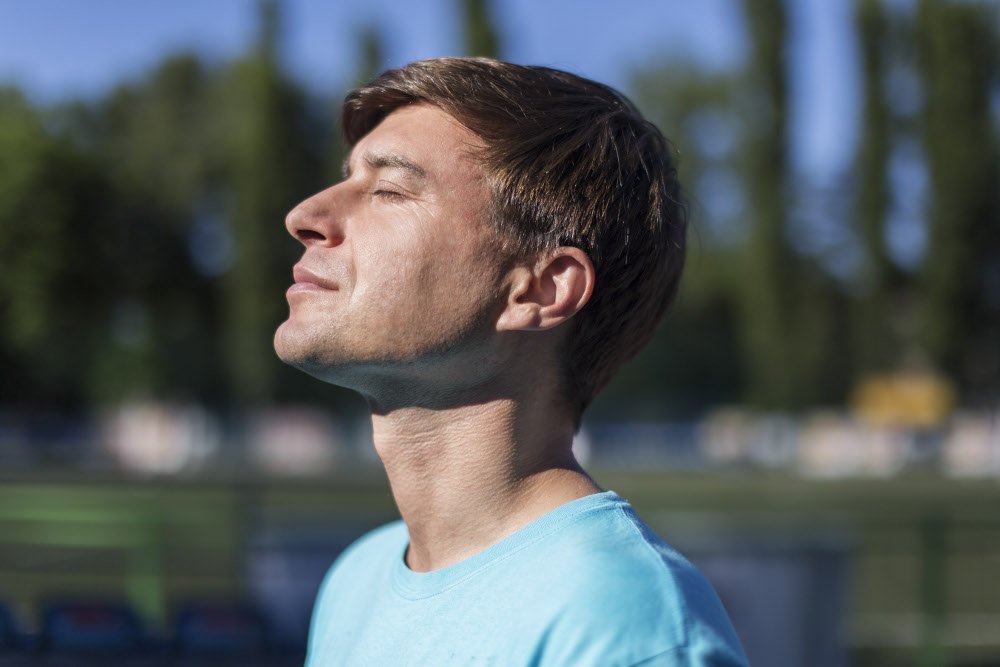 Michał Kiciński, twórca gry Wiedźmin. Otworzył w Warszawie wegańską restaurację Wegemamę.