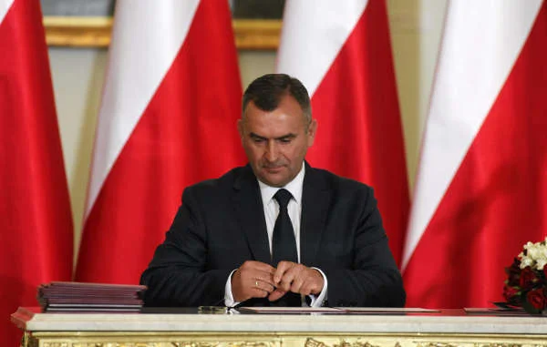 Włodzimierz Karpiński w "Financial Times" zapowiedział powstanie rządowego zespołu, który oceni państwowe kopalnie