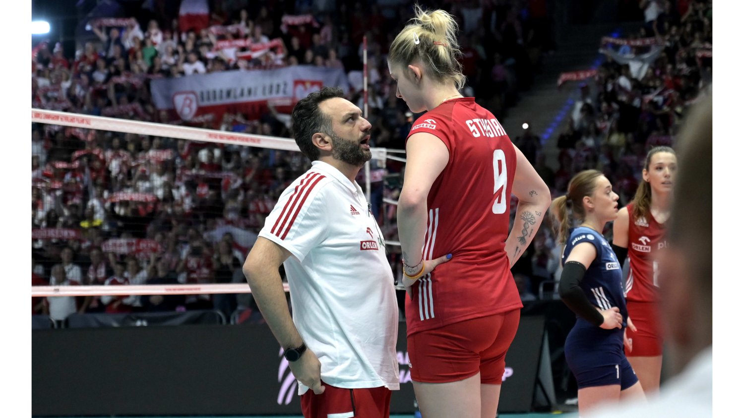 Tego nasz trener nie mógł się spodziewać, Weronika Szlagowska dba o uśmiech Stefano Lavariniego