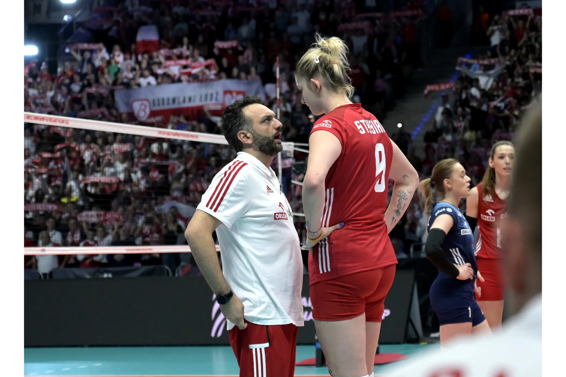 Tego nasz trener nie mógł się spodziewać, Weronika Szlagowska dba o uśmiech Stefano Lavariniego