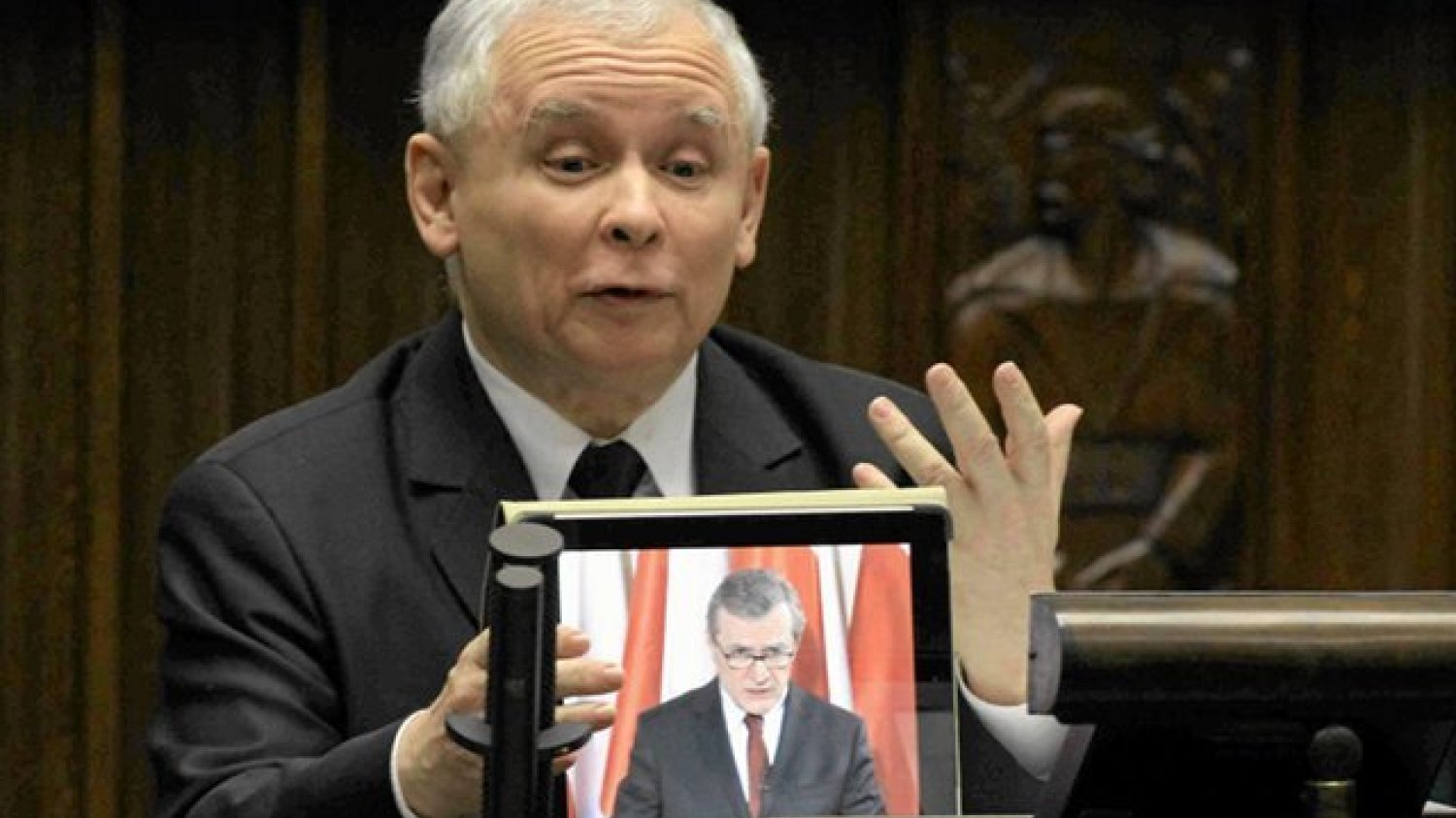 Jarosław Kaczyński w Polsat News zdradził, że autorem programu wyborczego PiS jest wicepremier Piotr Gliński.