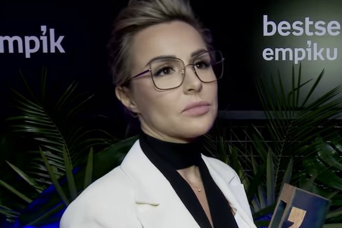 Blanka Lipińska wkurzyła się chamską uwagą reportera na gali Bestsellerów Empiku 2019.