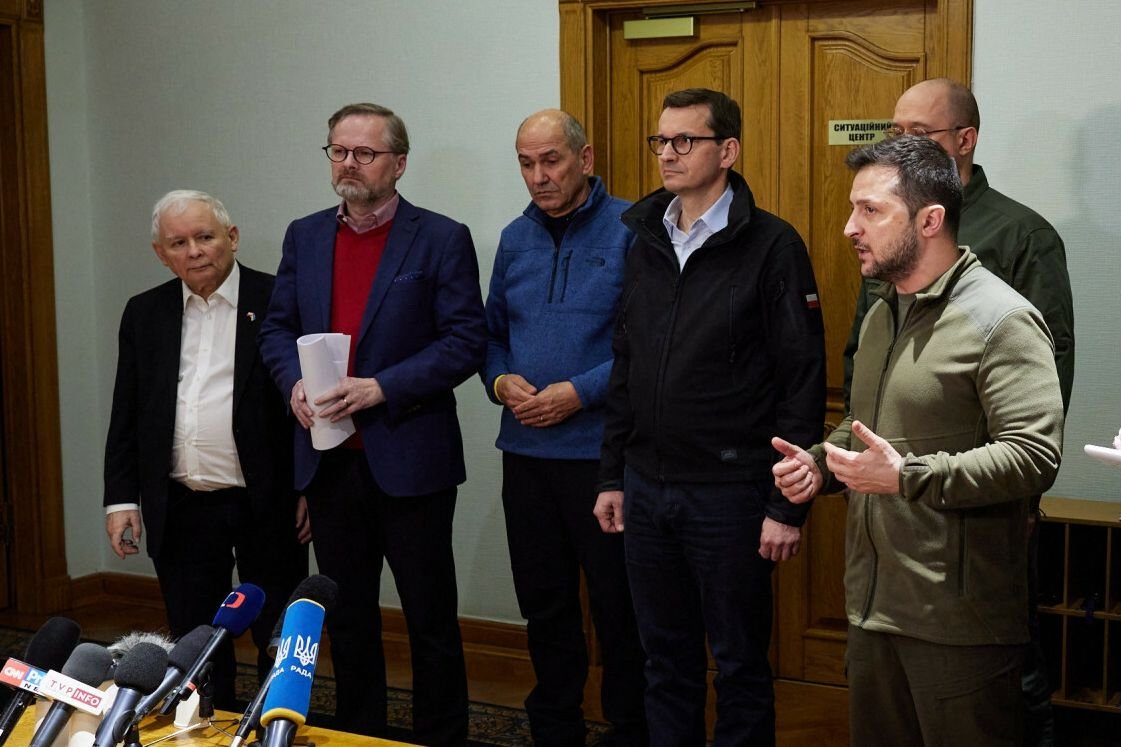 Jarosław Kaczyński o misji NATO w Ukrainie: Musimy zatrzymać terror Putina