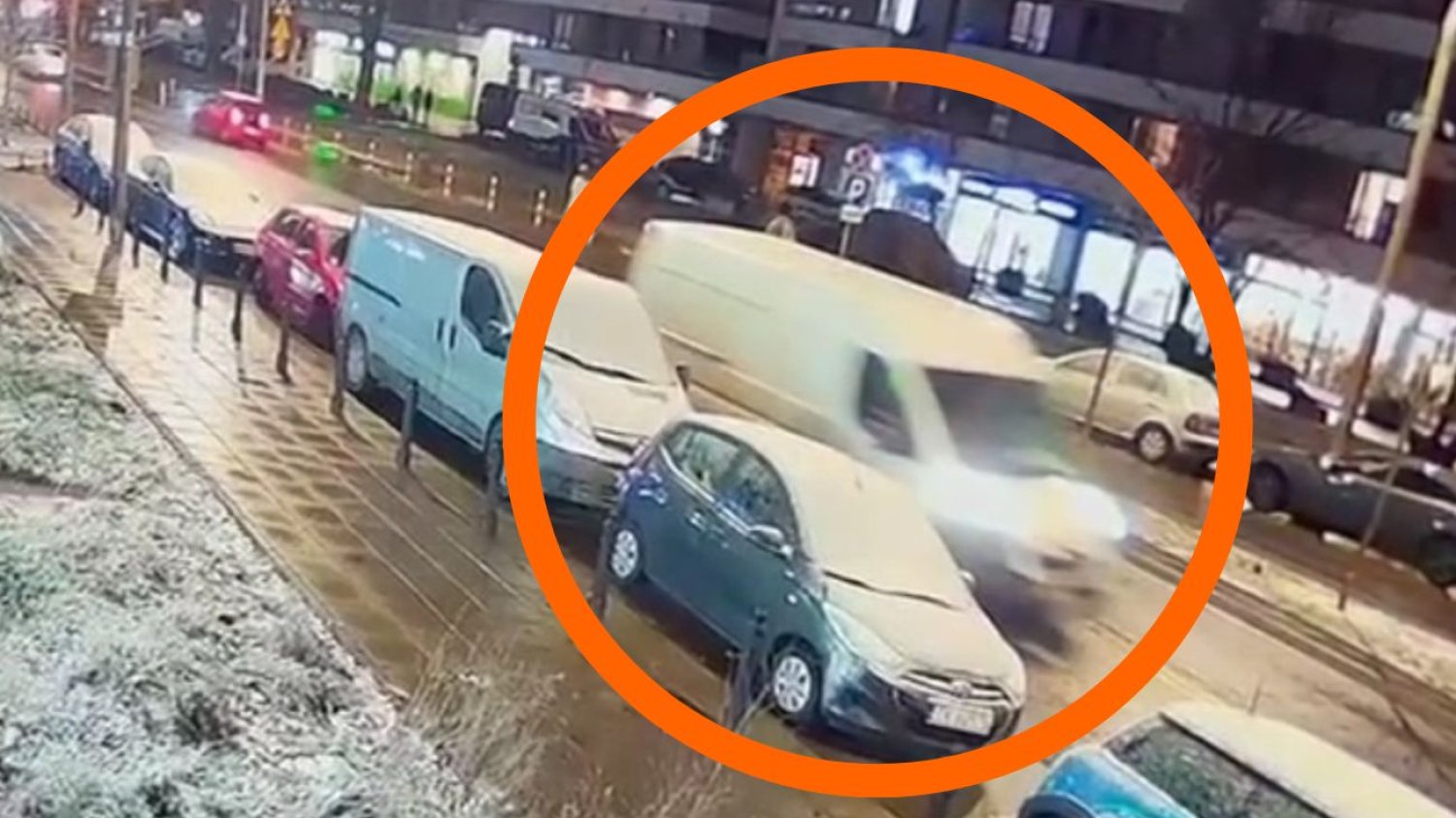 Nie żyje 14-latek potracony w Warszawie. Policja szuka sprawcy Potrącił 14-latka na pasach w Warszawie. Chłopiec nie żyje