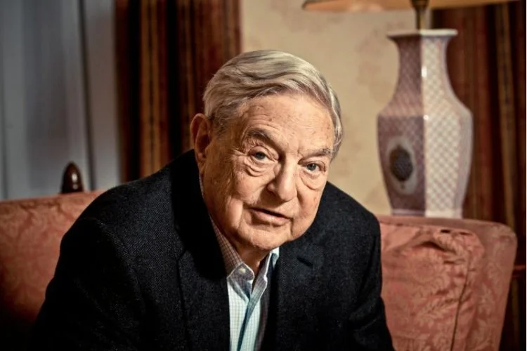 George Soros skrytykował Angele Merkel za porozumienie z Polską.