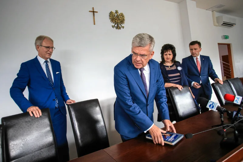 Nieoficjalnie: opozycja przejmuje Senat!