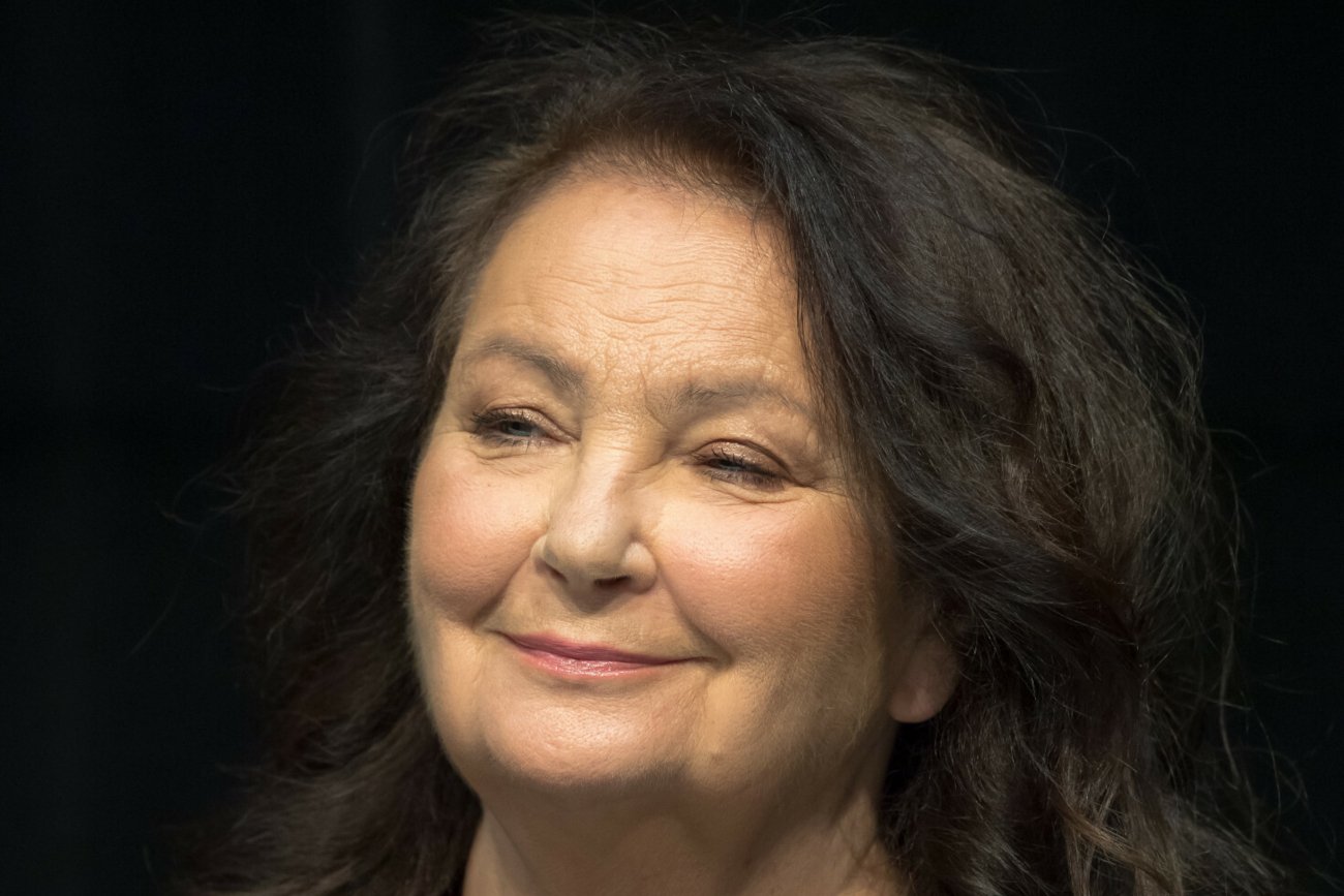 Anna Dymna jest w serialu Netfliksa "Wielka woda" nie do poznania.