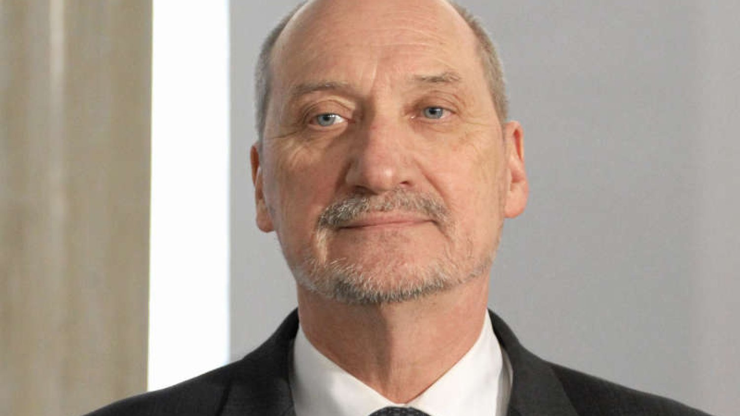 Antoni Macierewicz nie może odpowiadać za kłamstwa w raporcie ws. WSI, bo "myślał, że pisze prawdę"