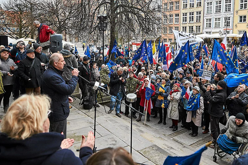 W rozmowie z naTemat Sławomir Neumann studzi emocje tych, którzy chcą szybkich zmian na opozycji.