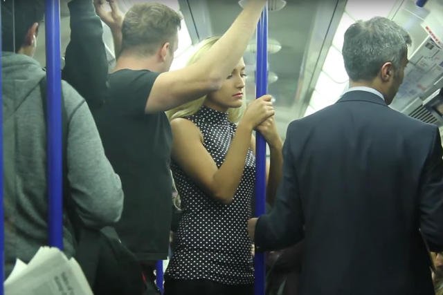 Molestowanie w metrze – tym razem pasażerowie zareagowali.