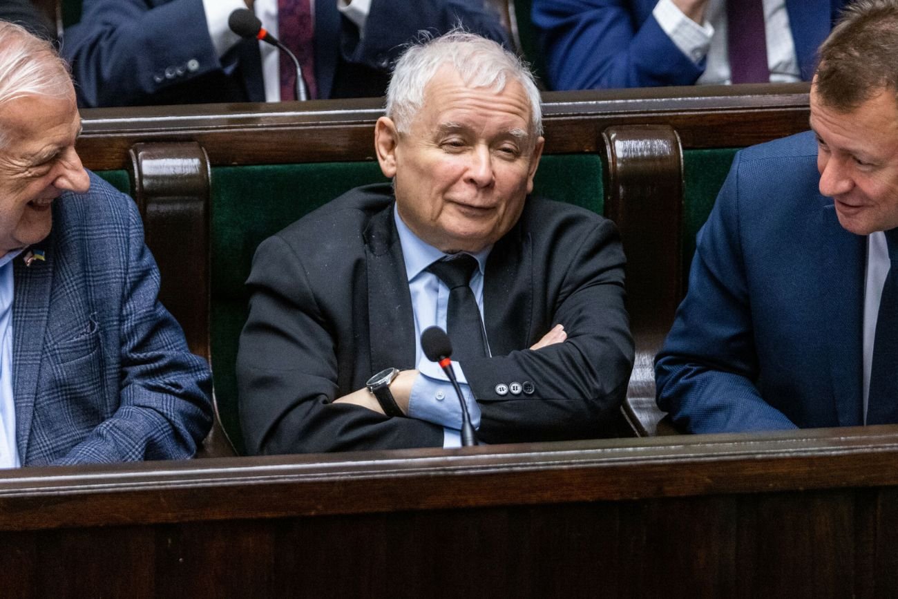 Ryszard Terlecki, Jarosław Kaczyński i Mariusz Błaszczak w ławach sejmowych.